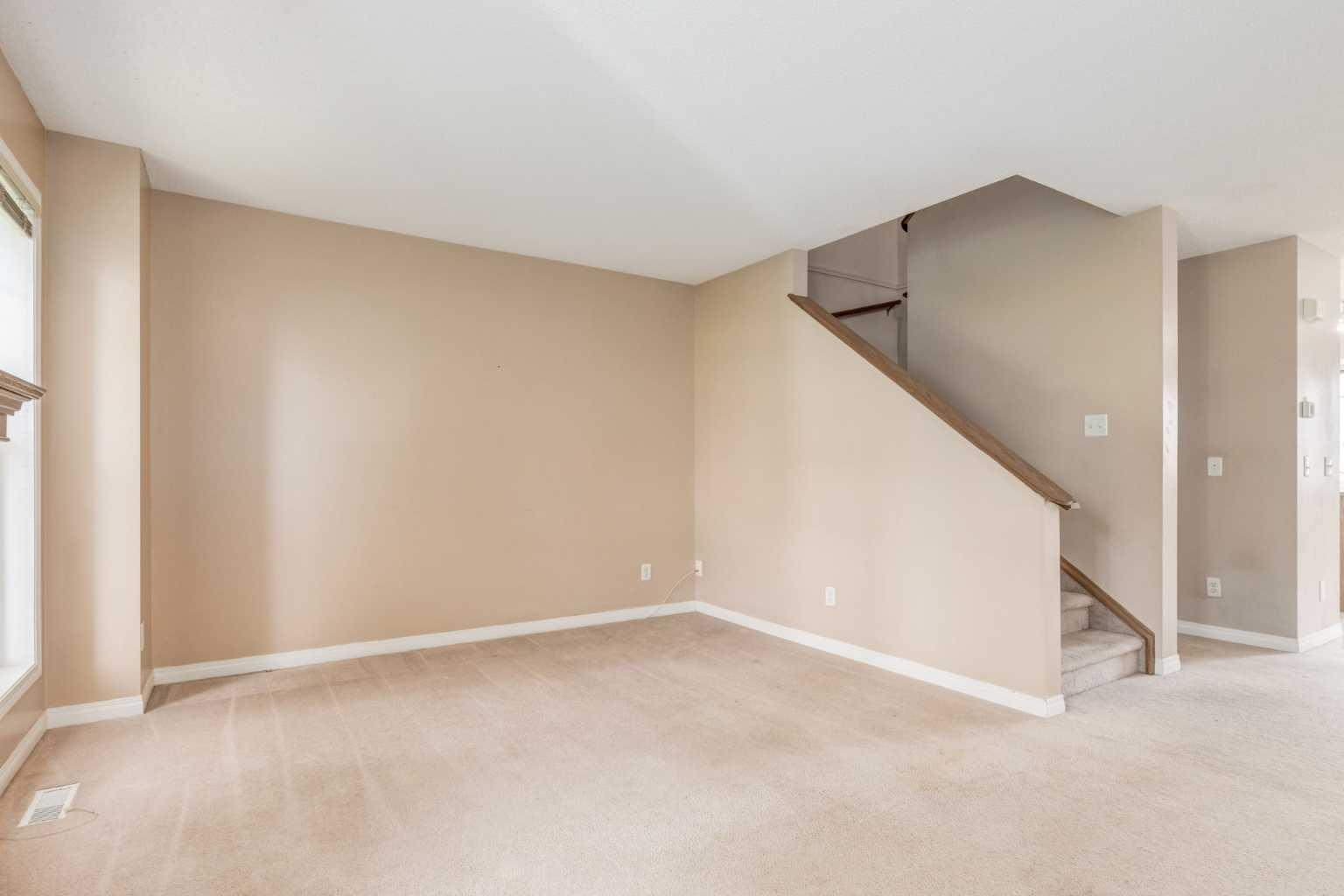 109 Hidden Creek Gardens NW