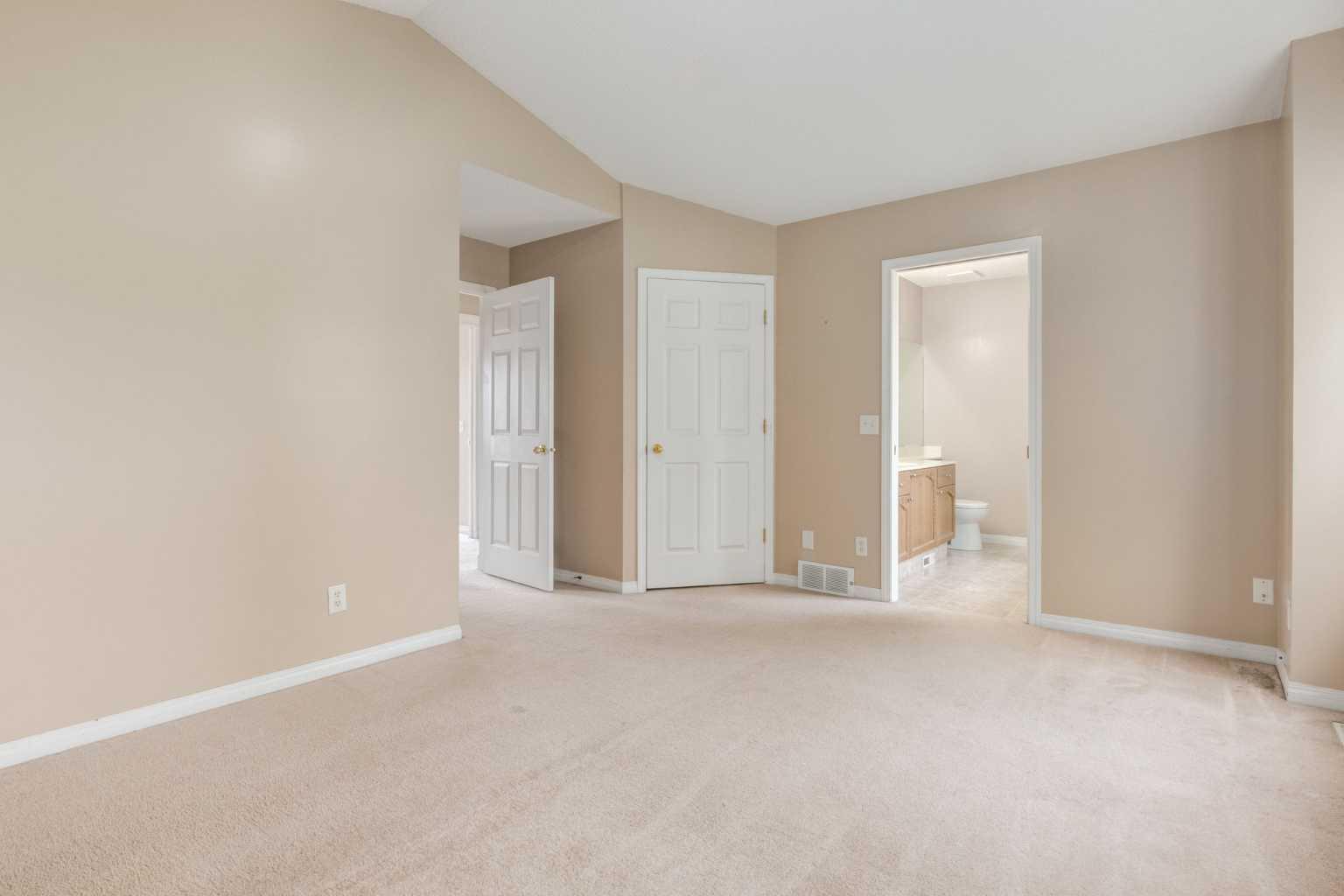 109 Hidden Creek Gardens NW