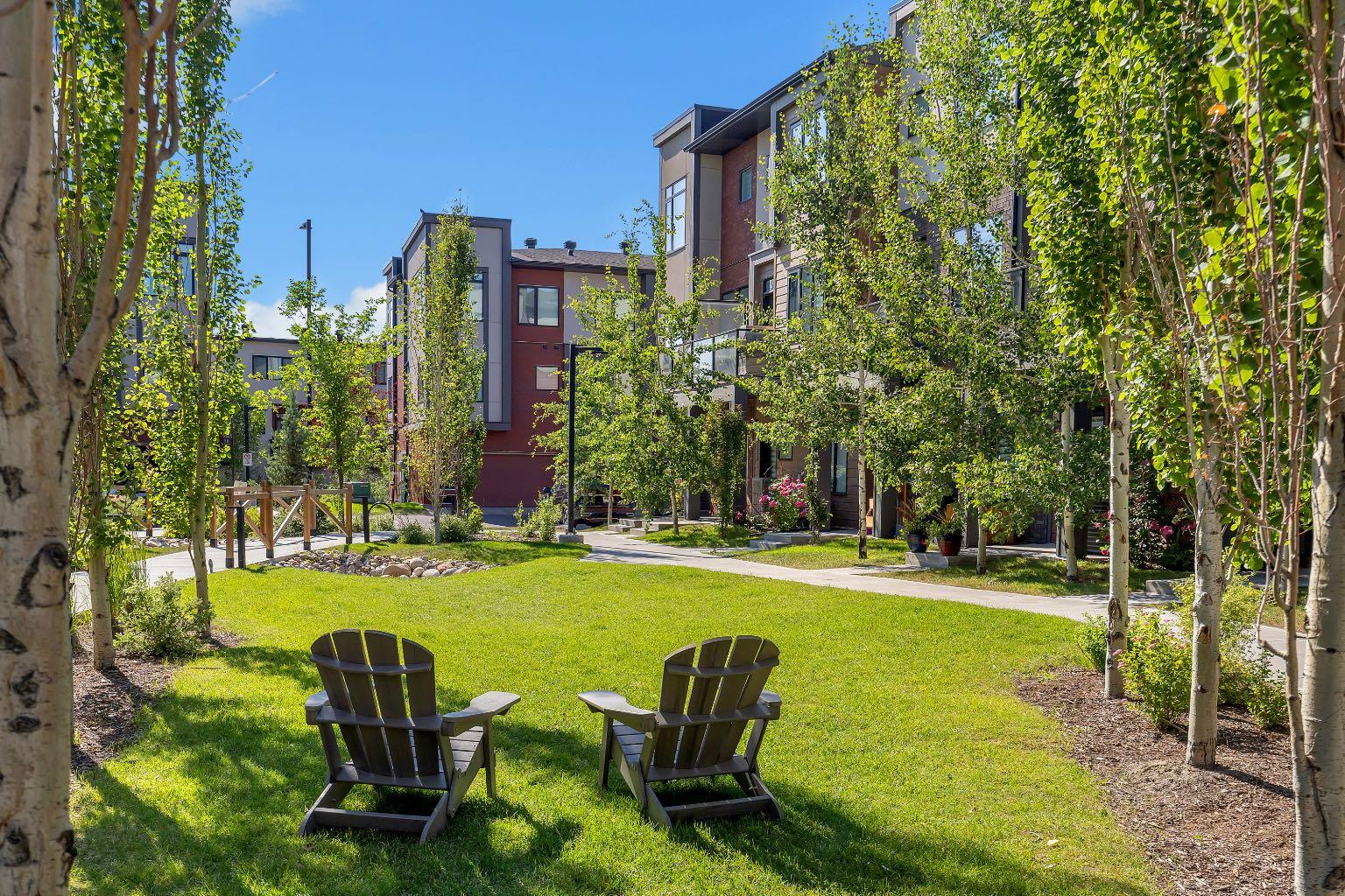 213 Greenbriar Common NW