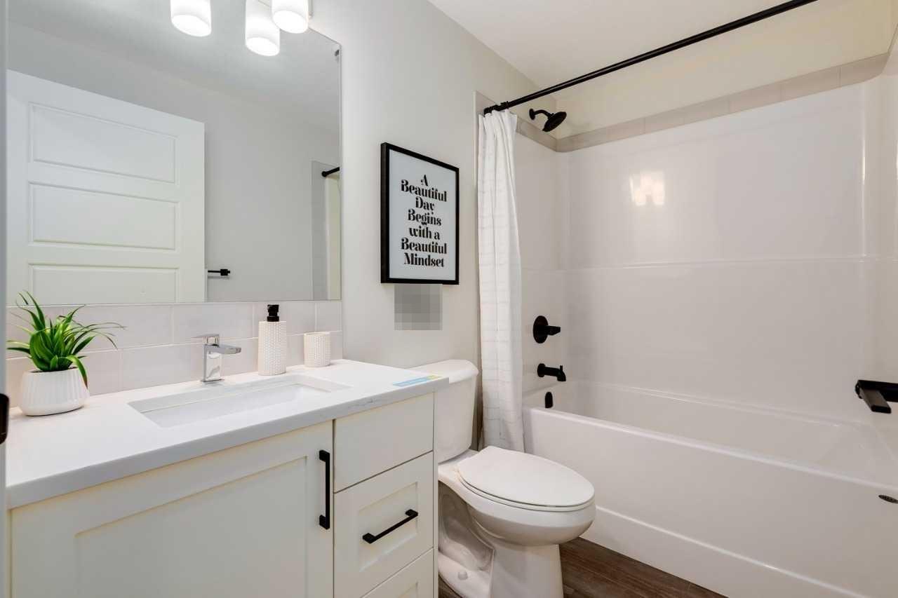 205, 40 Livingston Parade NE