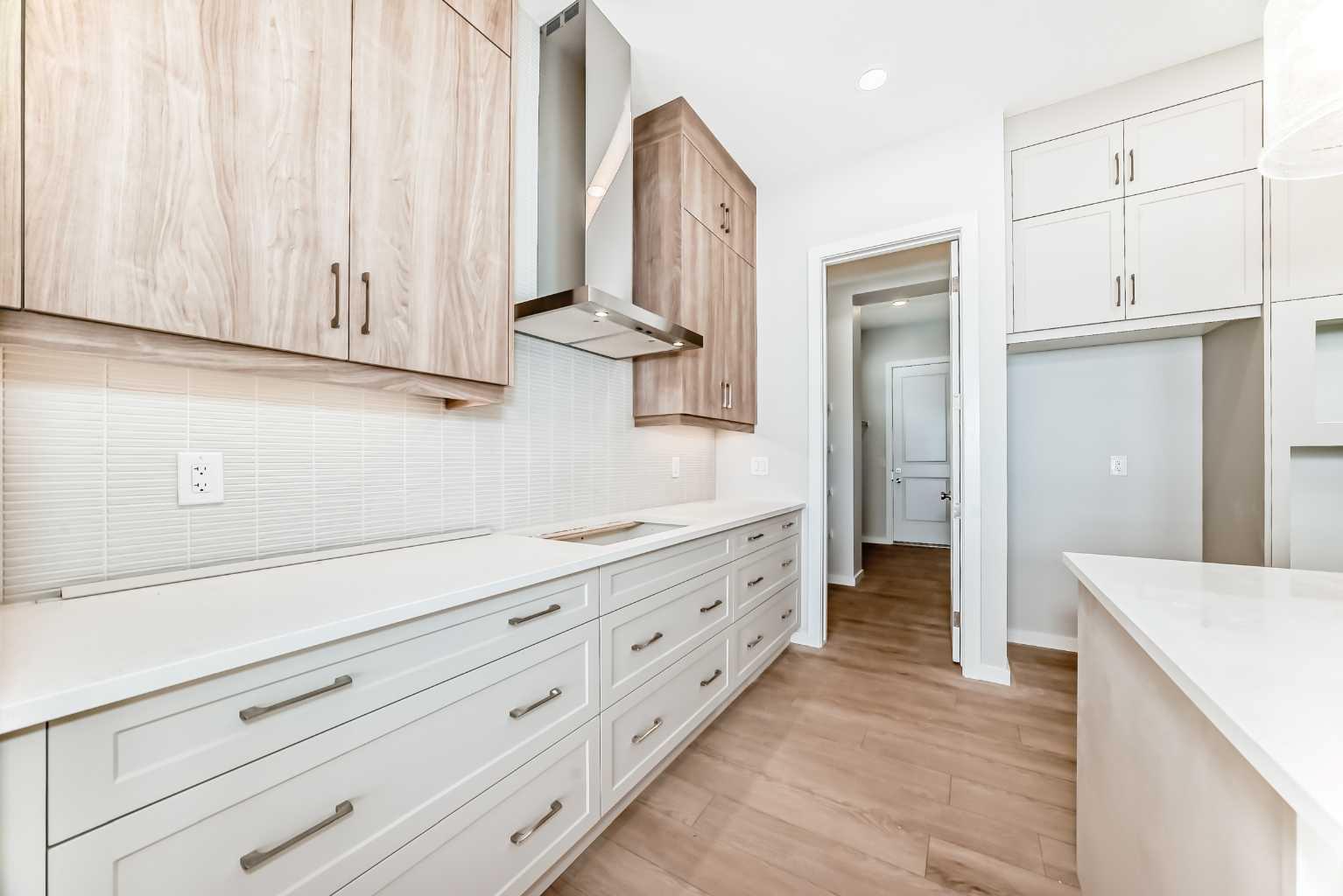 203 Langwell Common SE
