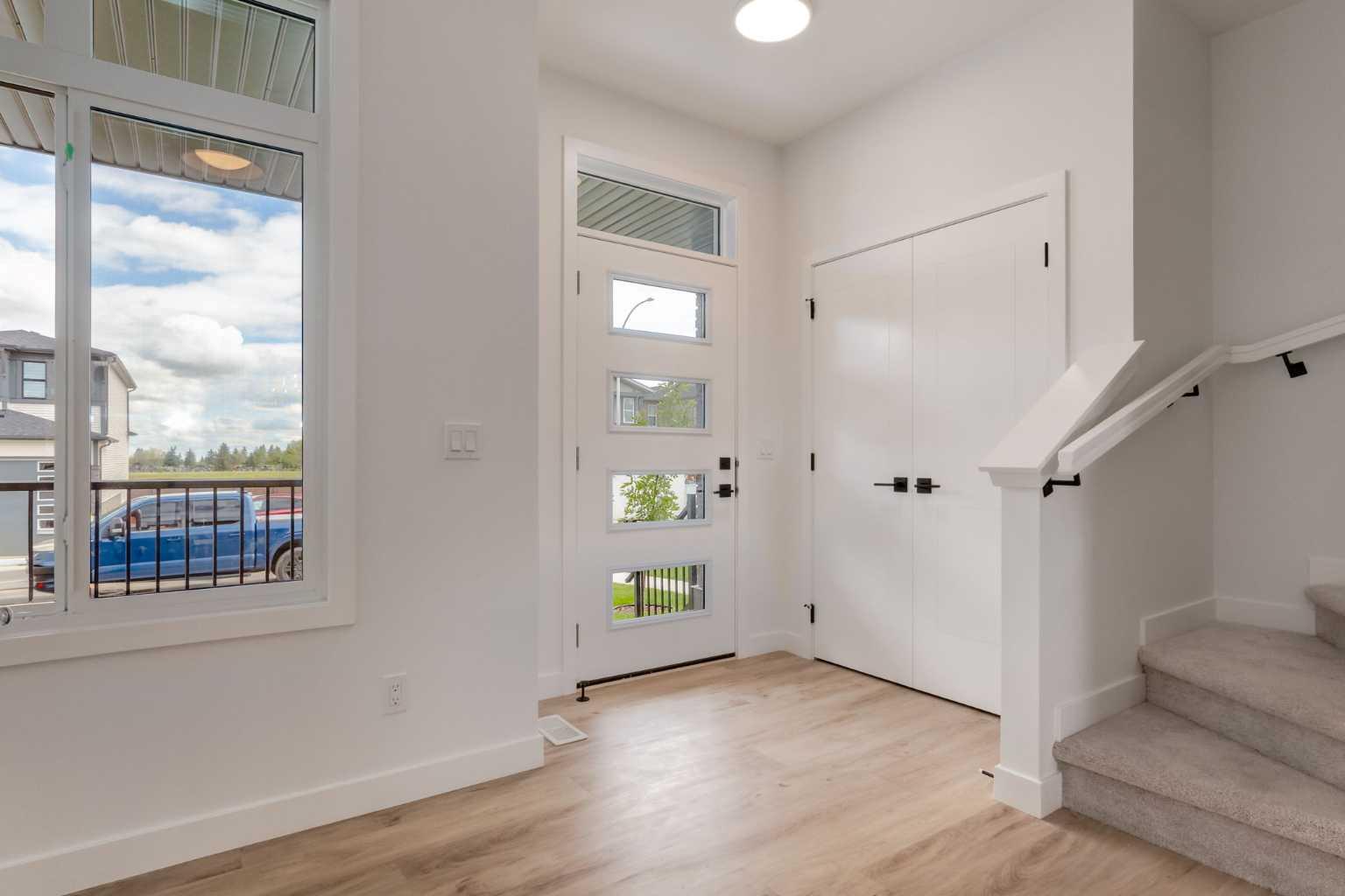 2401 Creeker Lane 