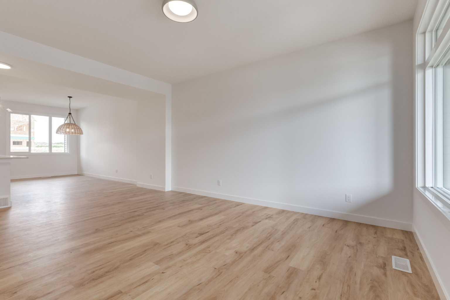2401 Creeker Lane 