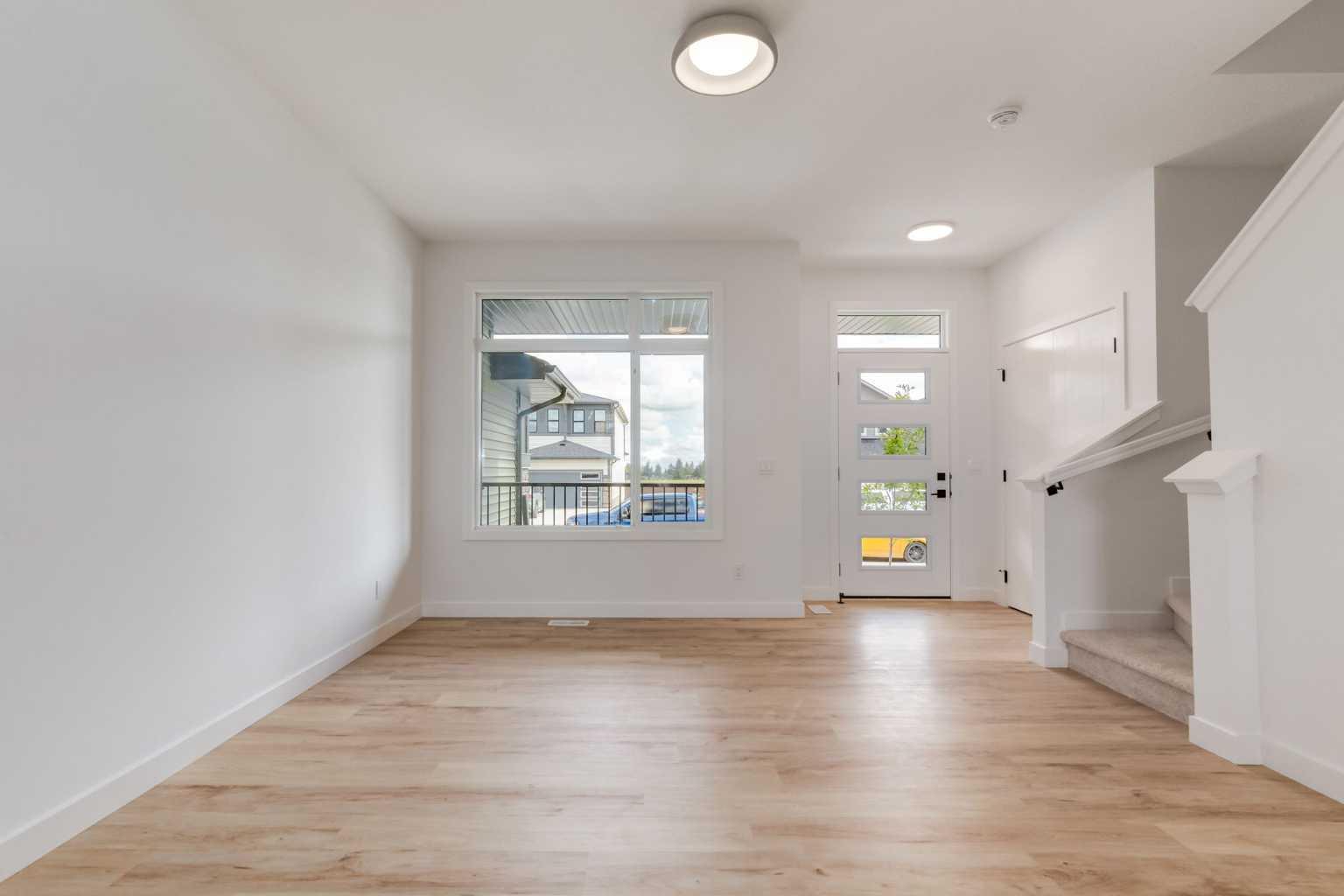 2401 Creeker Lane 