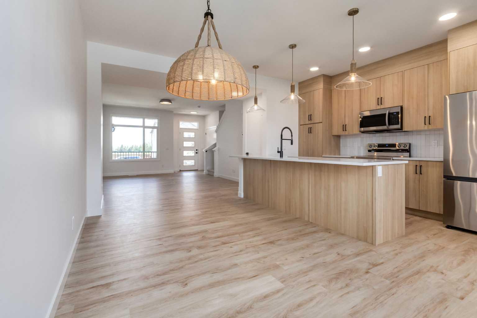 2401 Creeker Lane 