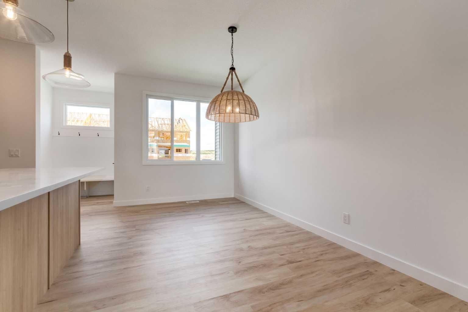 2401 Creeker Lane 