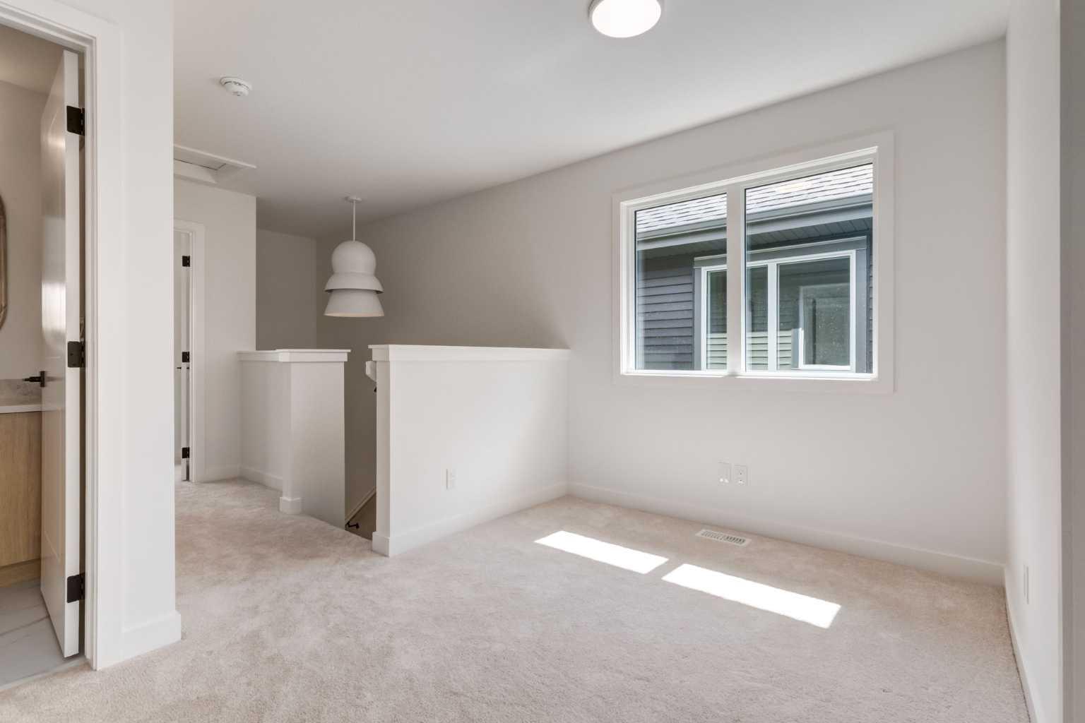 2401 Creeker Lane 
