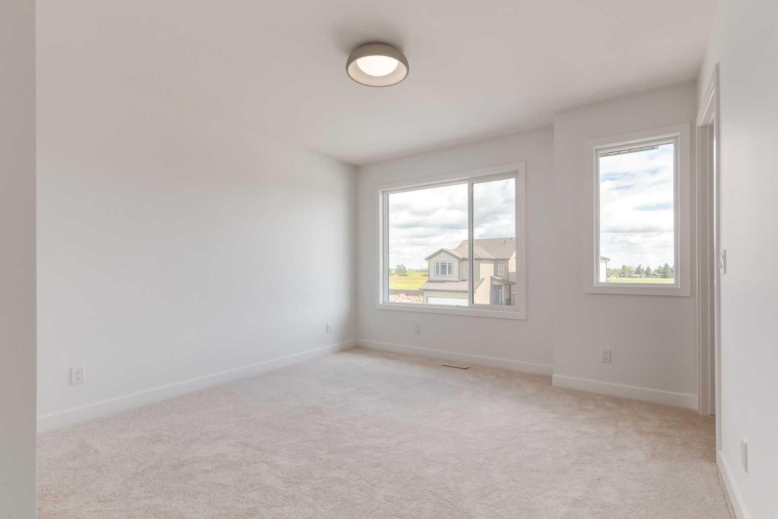 2401 Creeker Lane 
