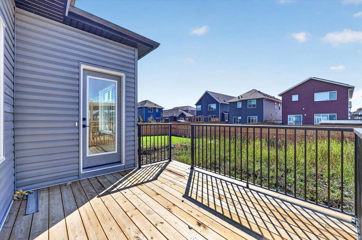 13 Emberside Grove 