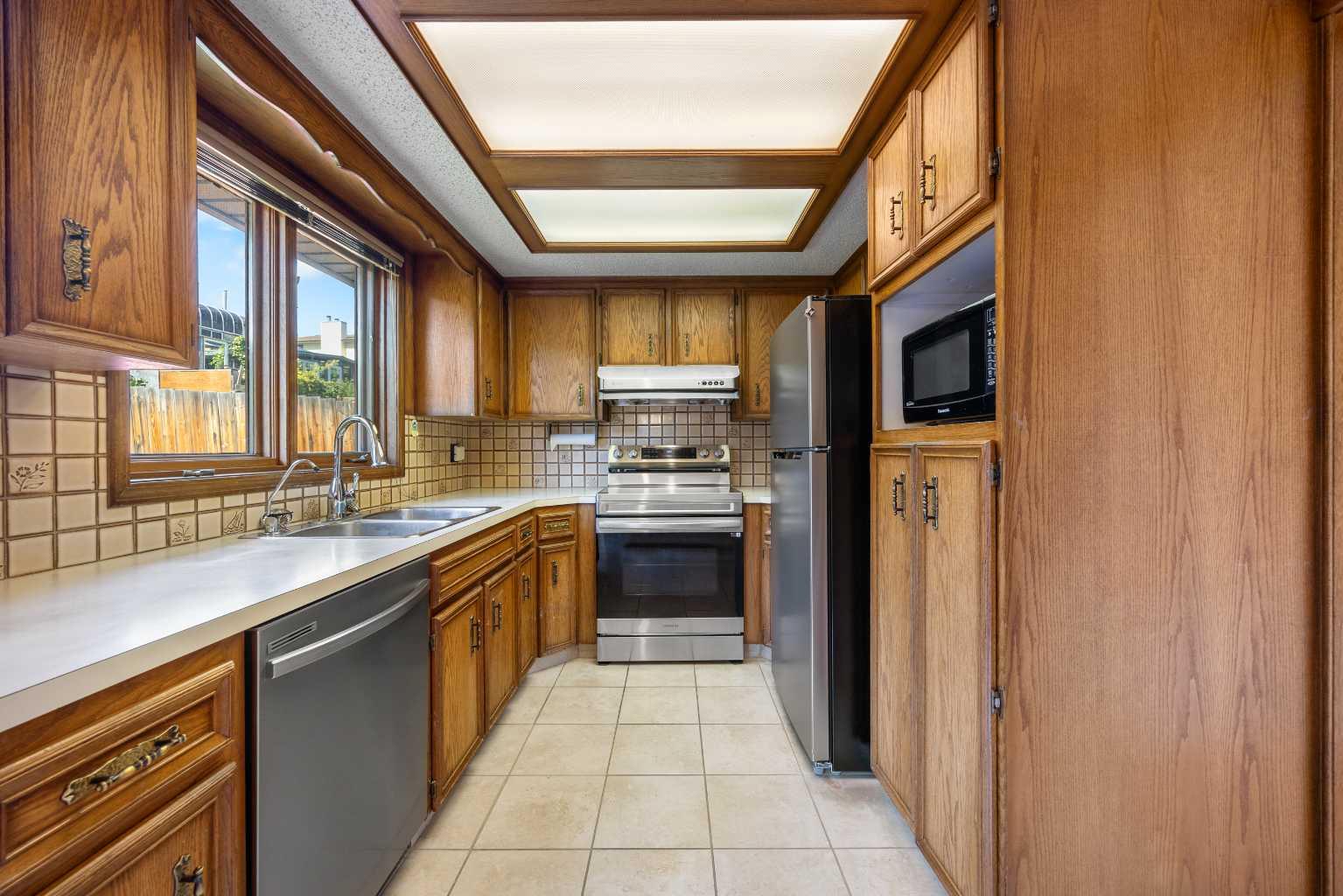 195 Edgepark Boulevard NW