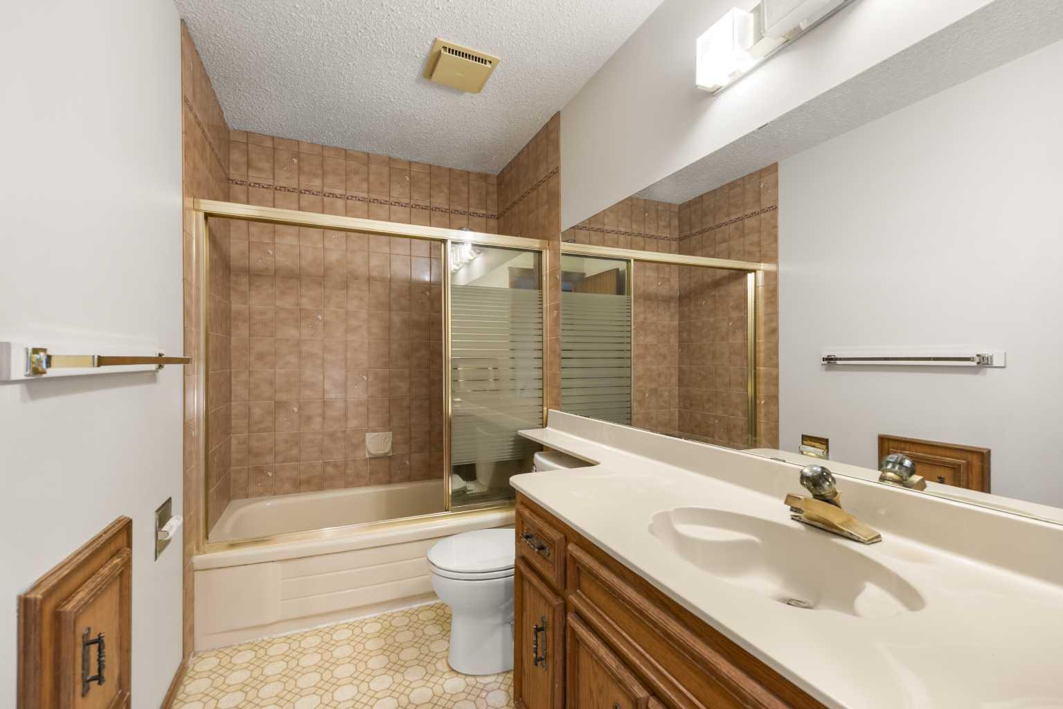 195 Edgepark Boulevard NW