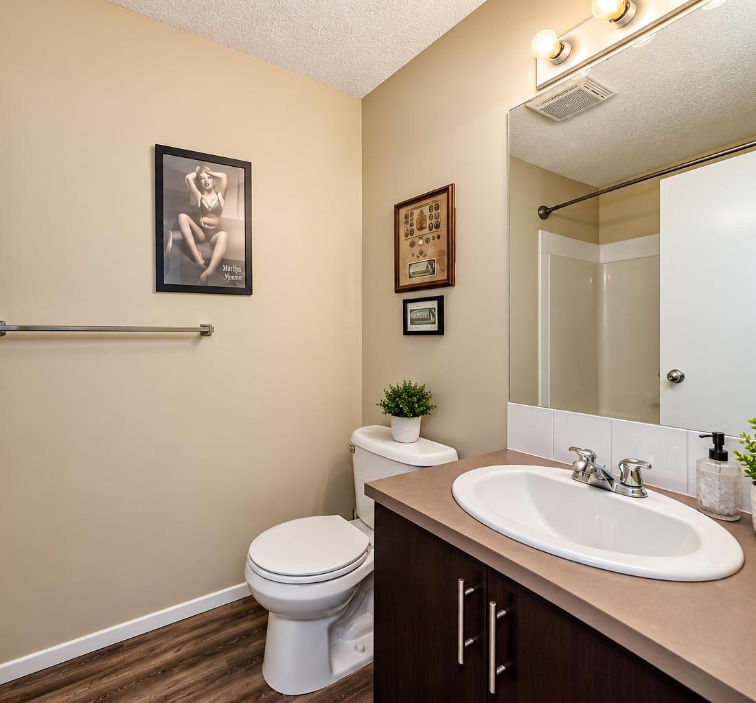 3309, 73 Erin Woods Court SE