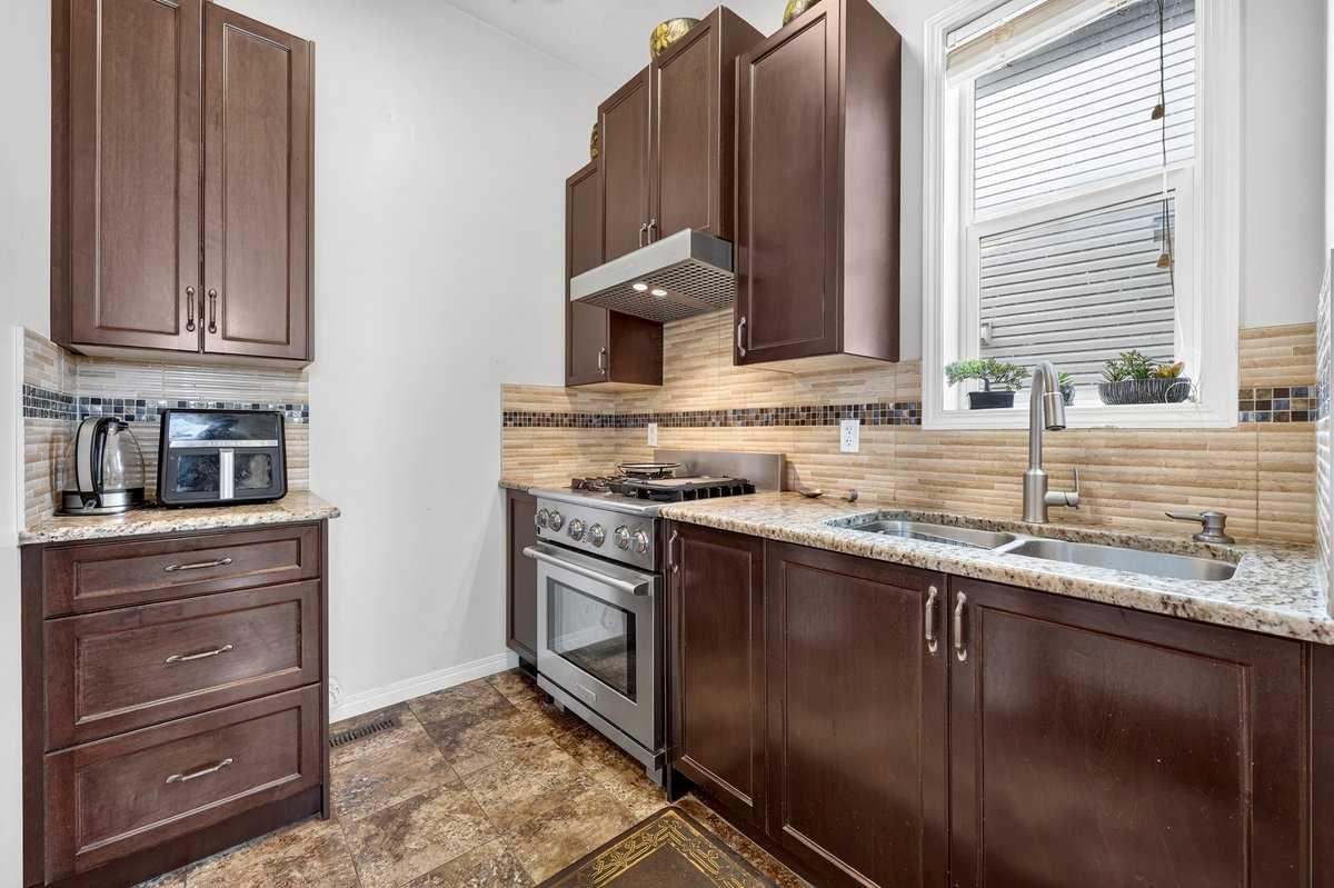 40 Sherwood Manor NW