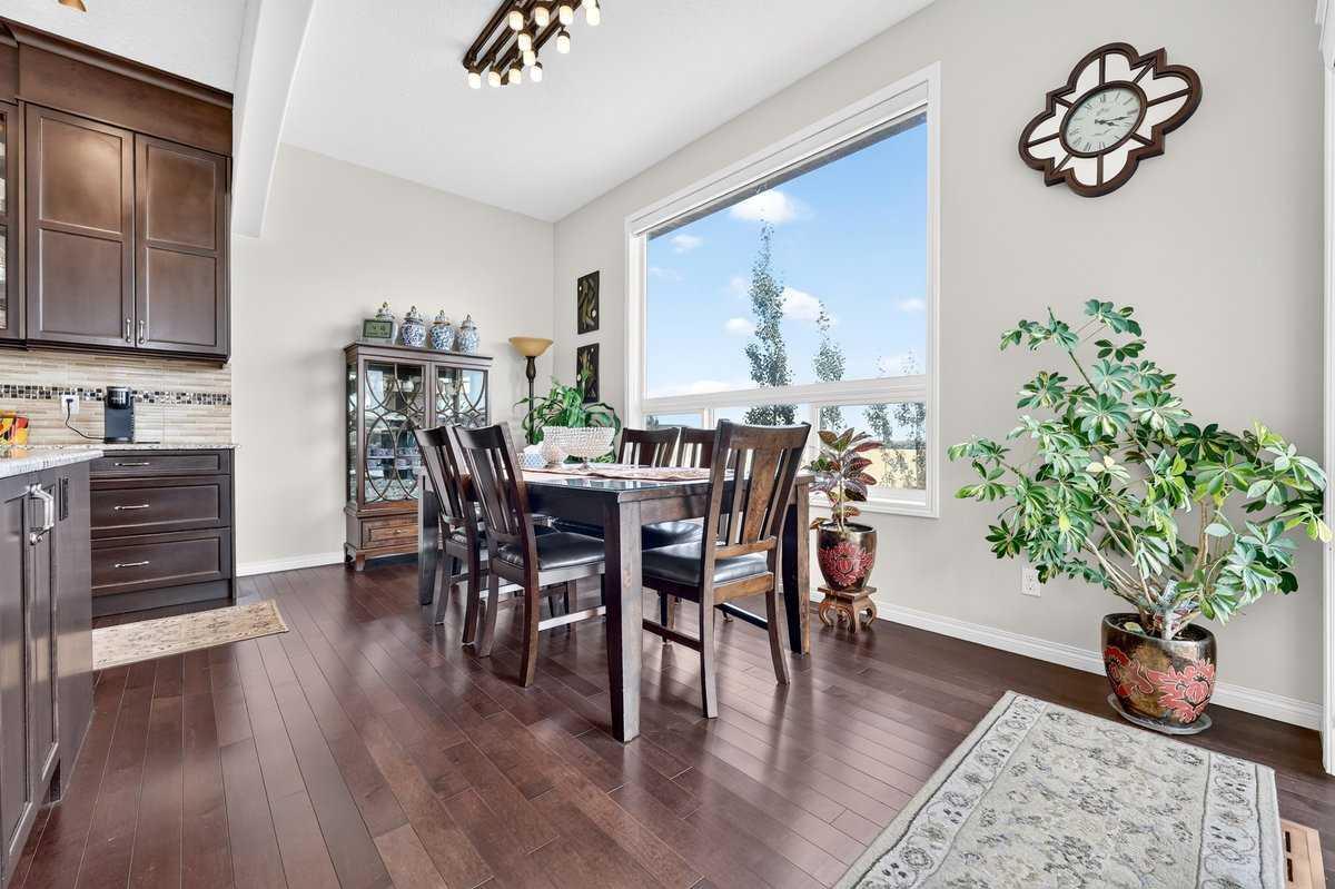 40 Sherwood Manor NW