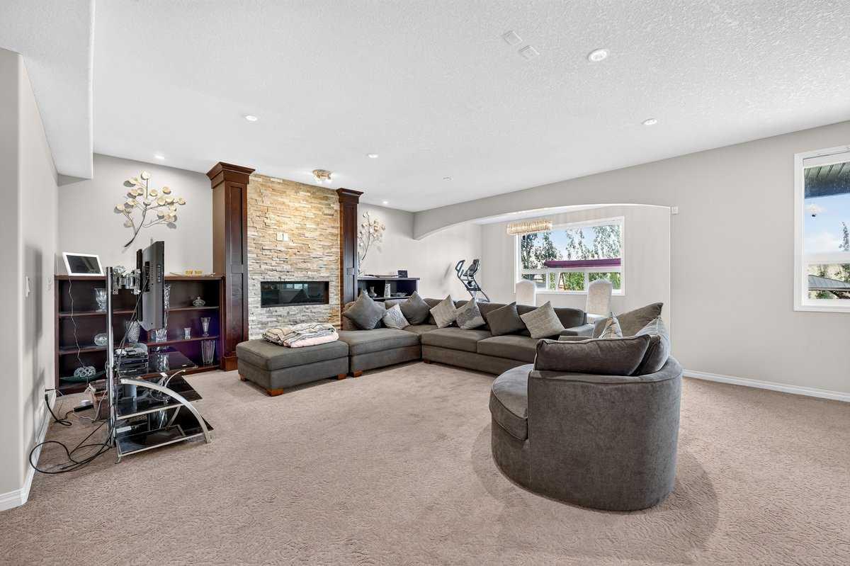 40 Sherwood Manor NW
