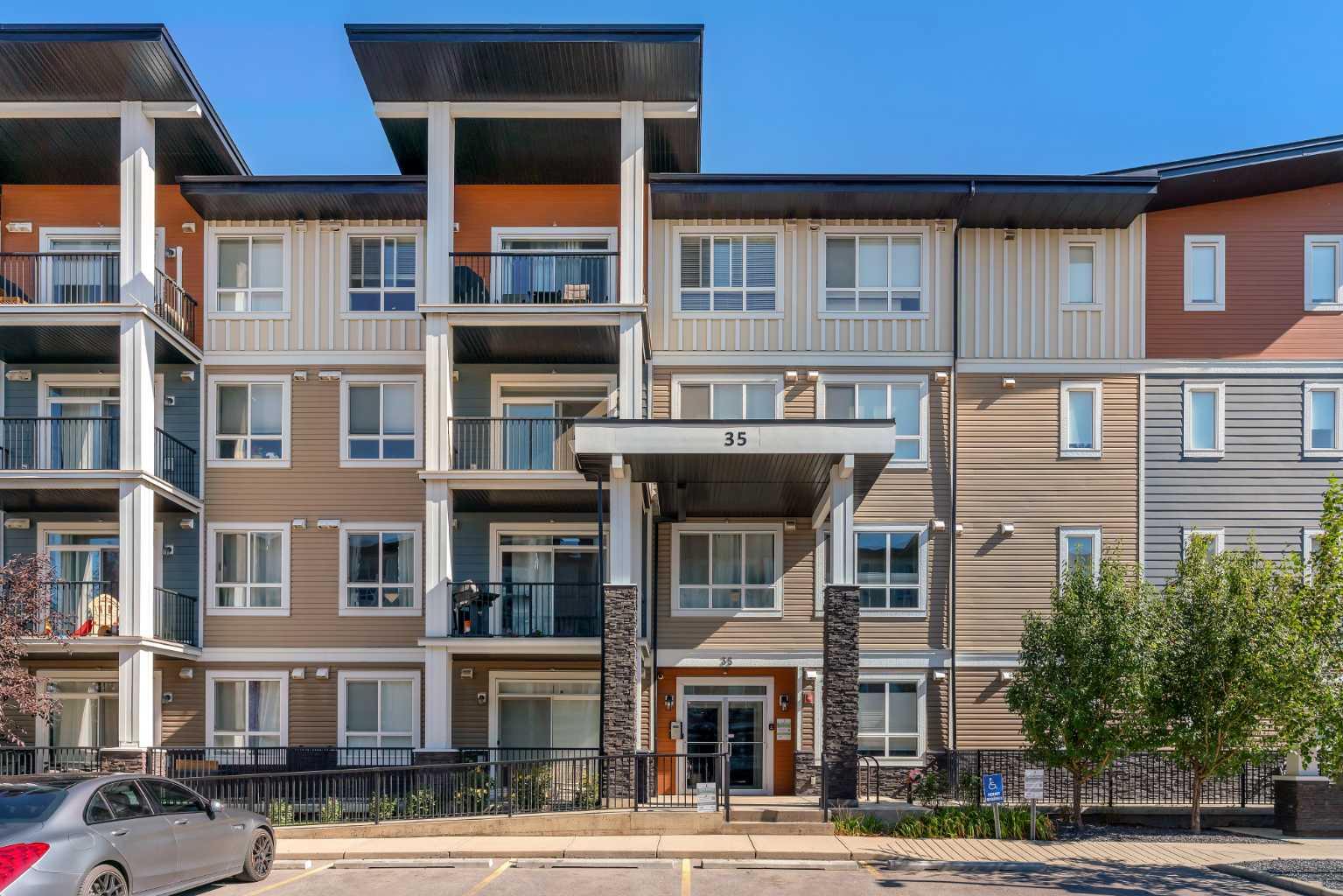 311, 35 Walgrove Walk SE