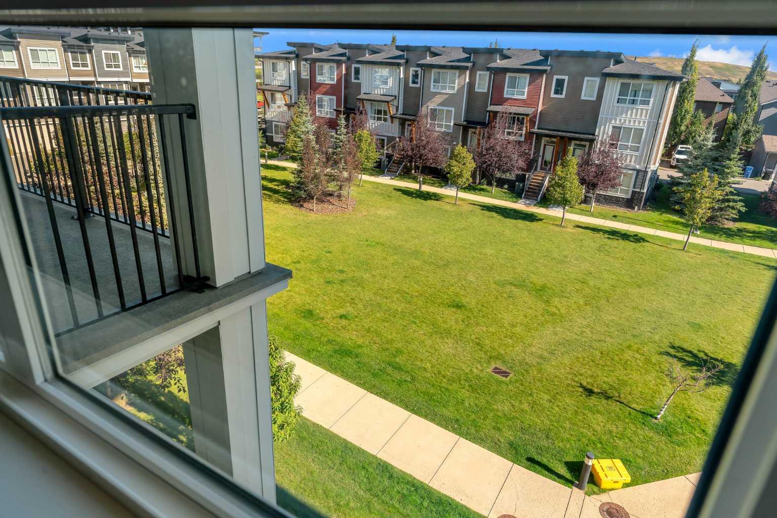 311, 35 Walgrove Walk SE
