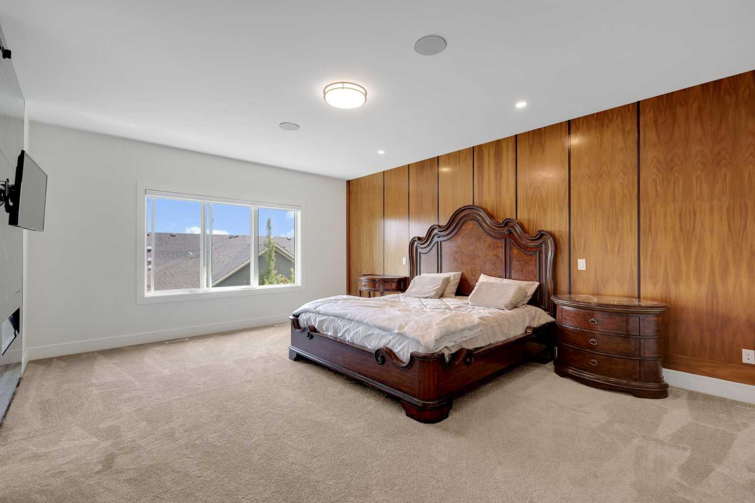 243 Coopers Cove SW