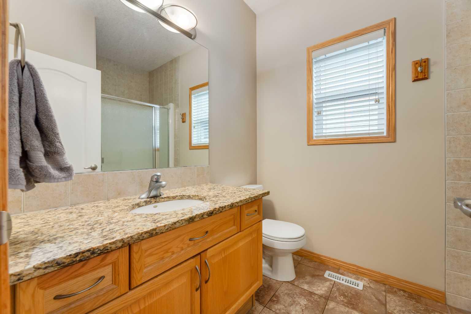 135 Hawkmere View 