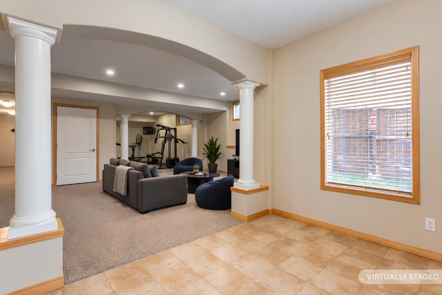 135 Hawkmere View 