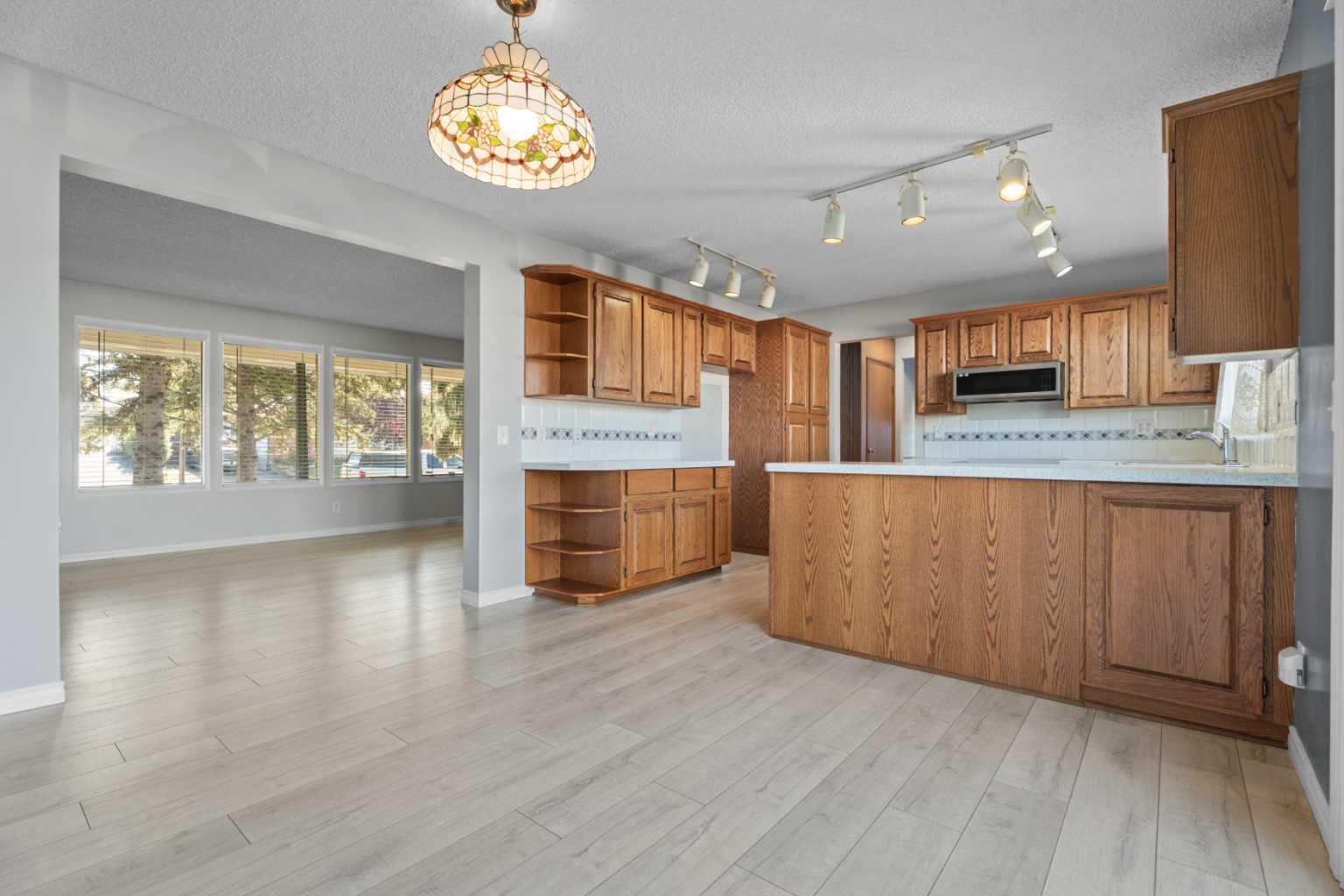 135 Queensland Road SE