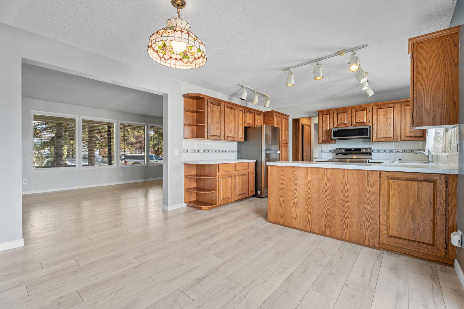 135 Queensland Road SE