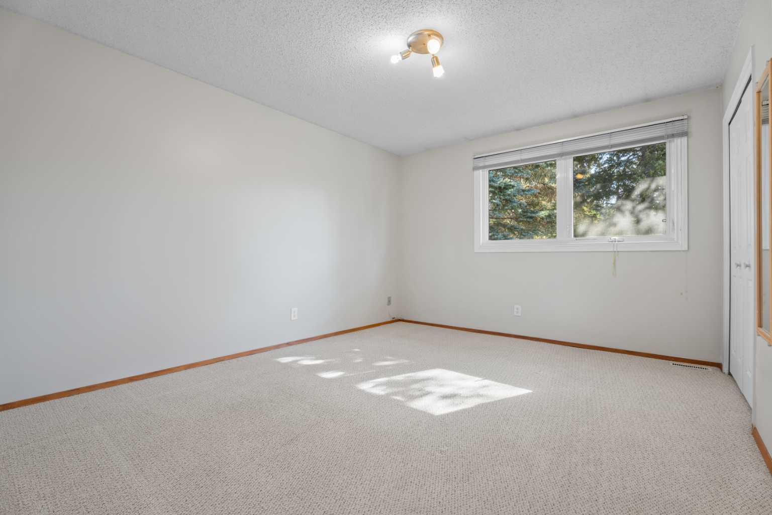135 Queensland Road SE
