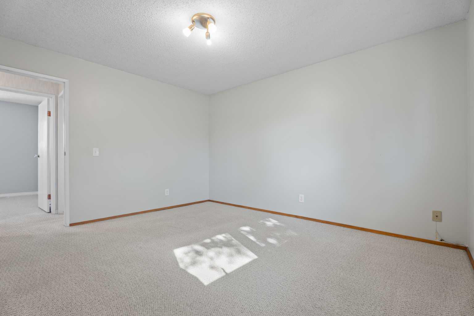 135 Queensland Road SE