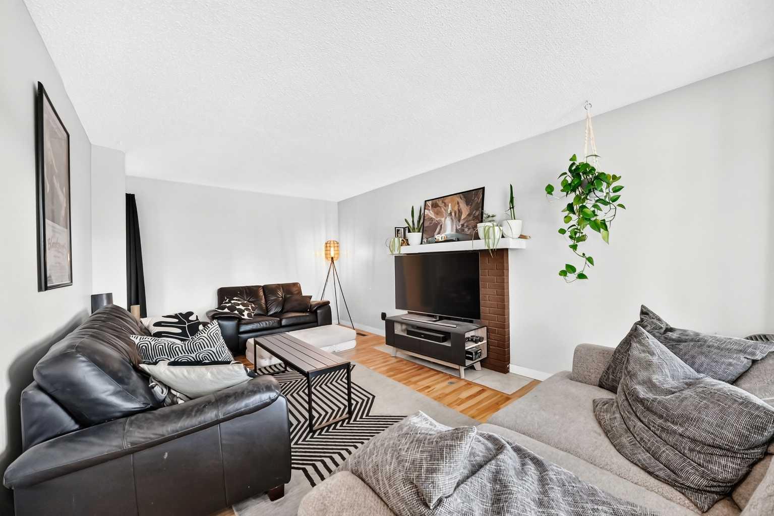 116 Midland Crescent SE