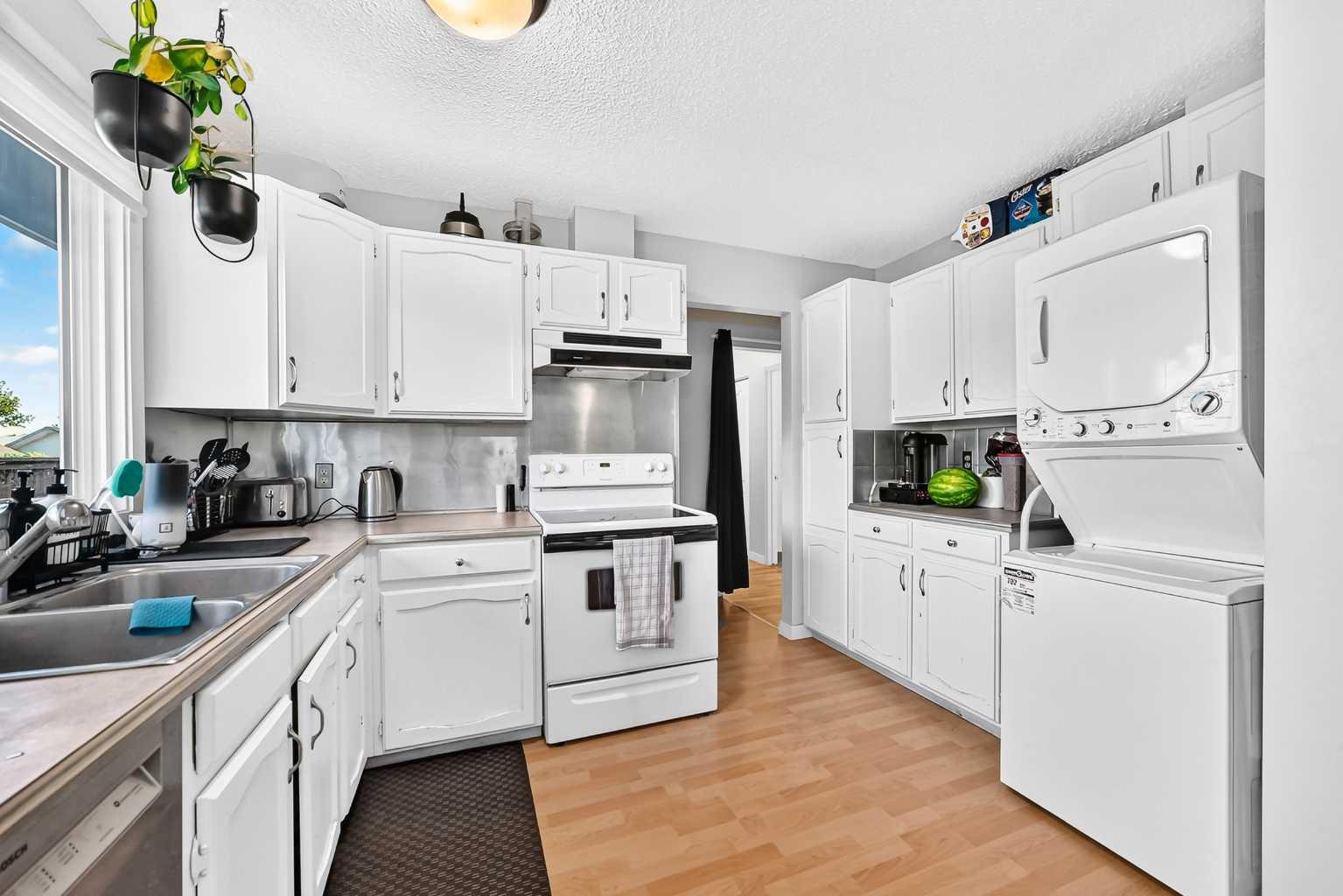 116 Midland Crescent SE