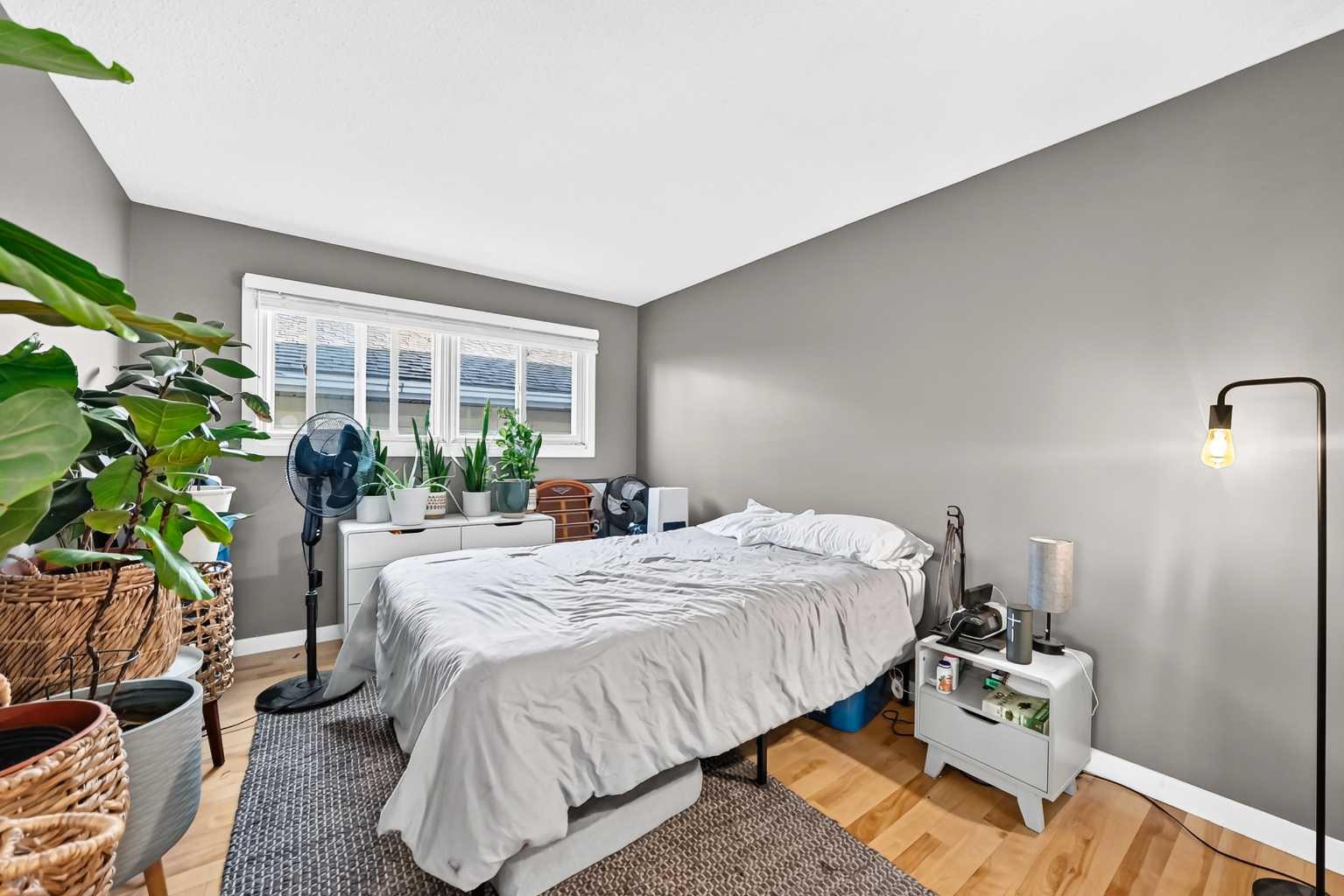 116 Midland Crescent SE
