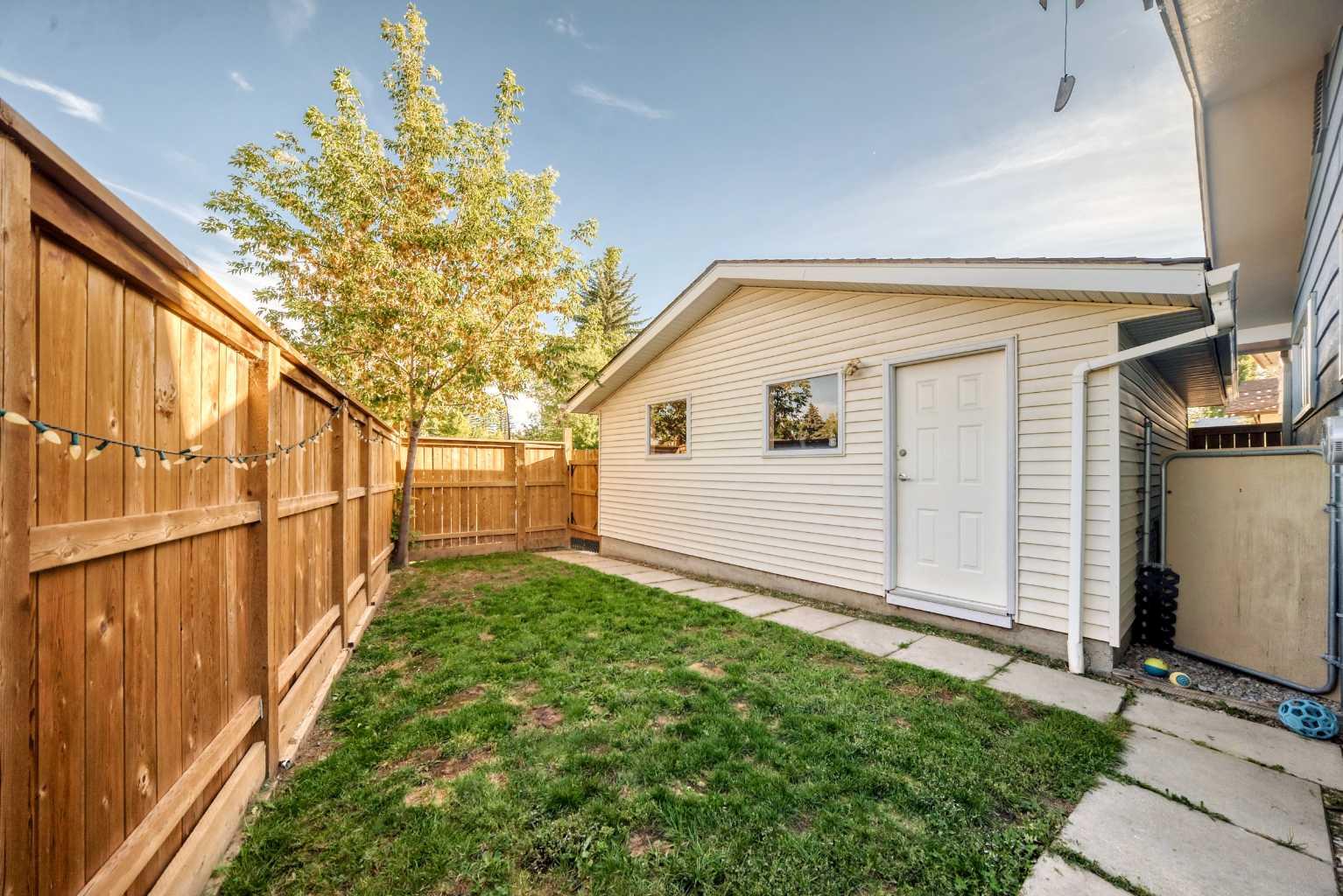116 Midland Crescent SE