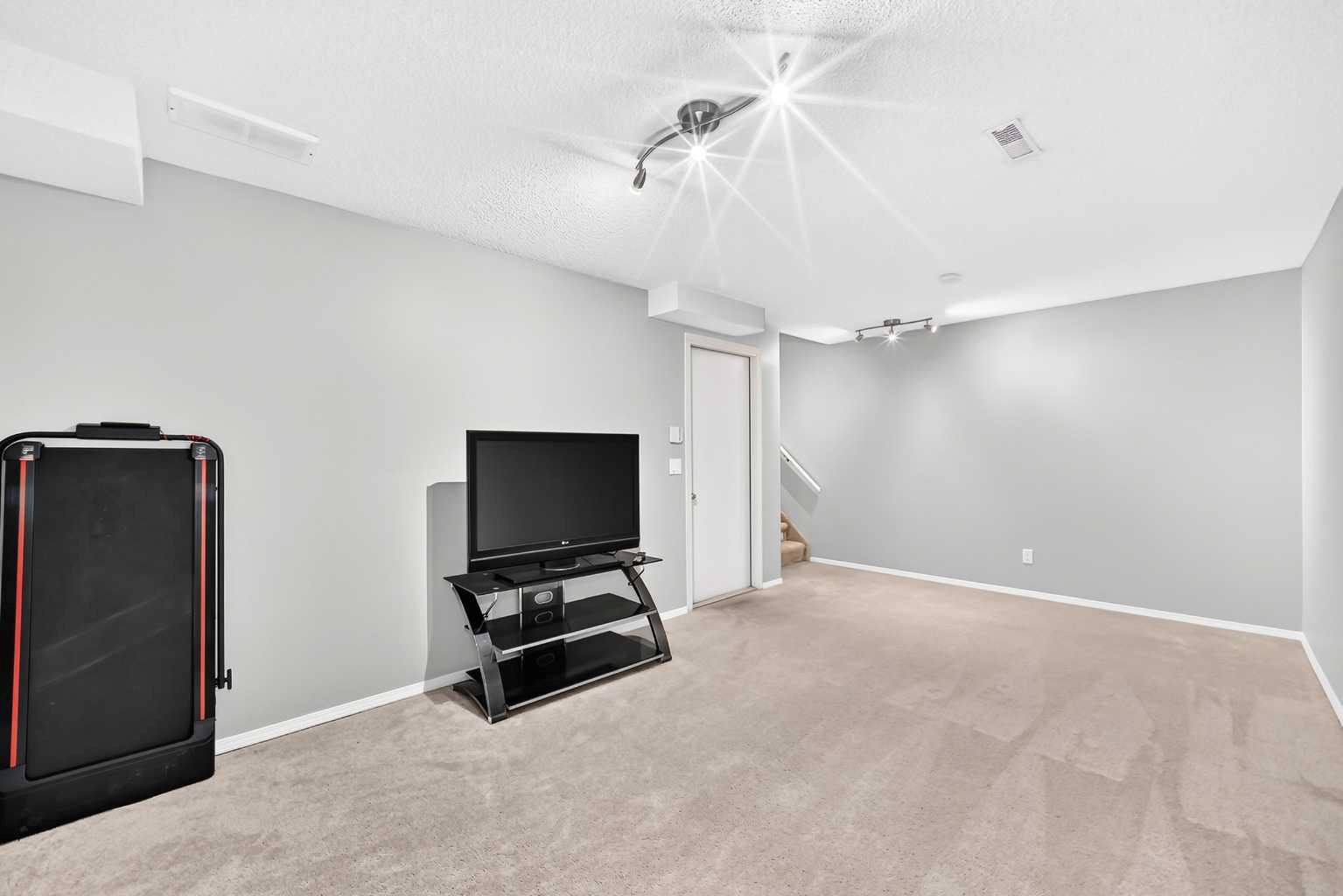 114 Patina Park SW