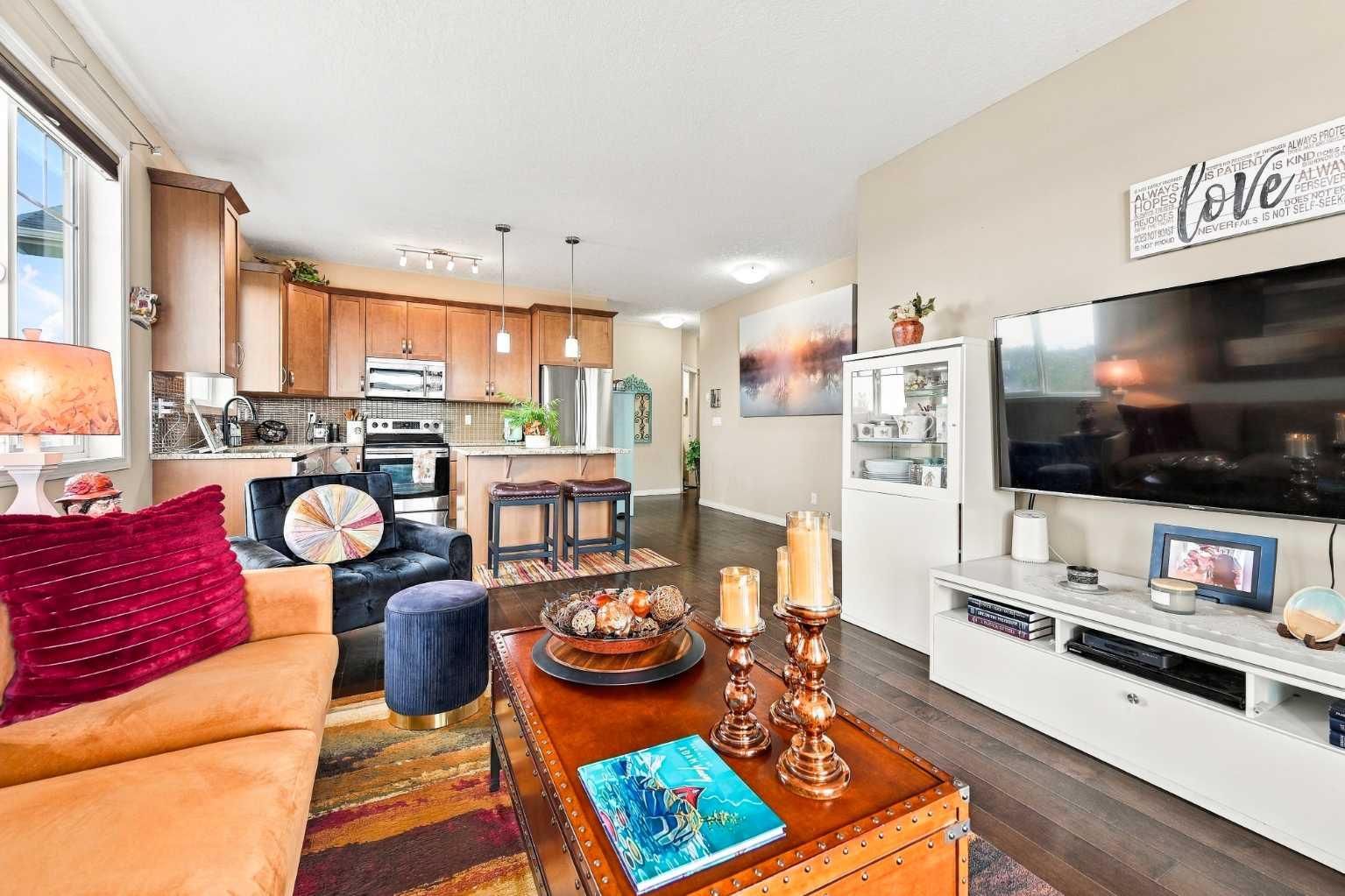 411, 406 Cranberry Park SE
