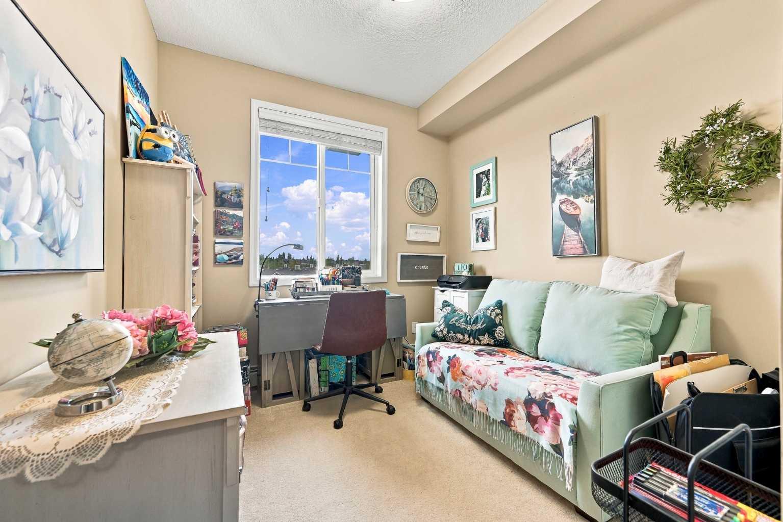 411, 406 Cranberry Park SE