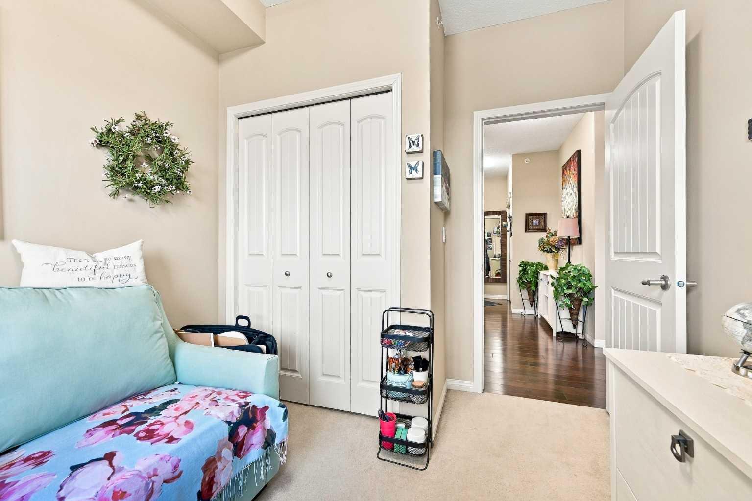 411, 406 Cranberry Park SE