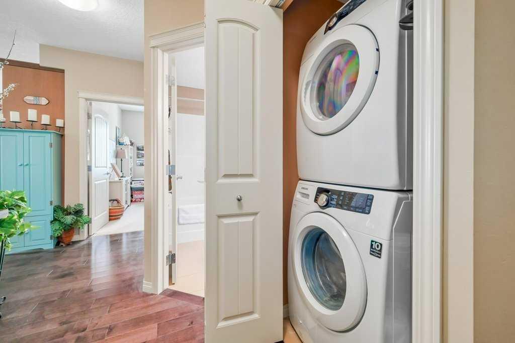 411, 406 Cranberry Park SE