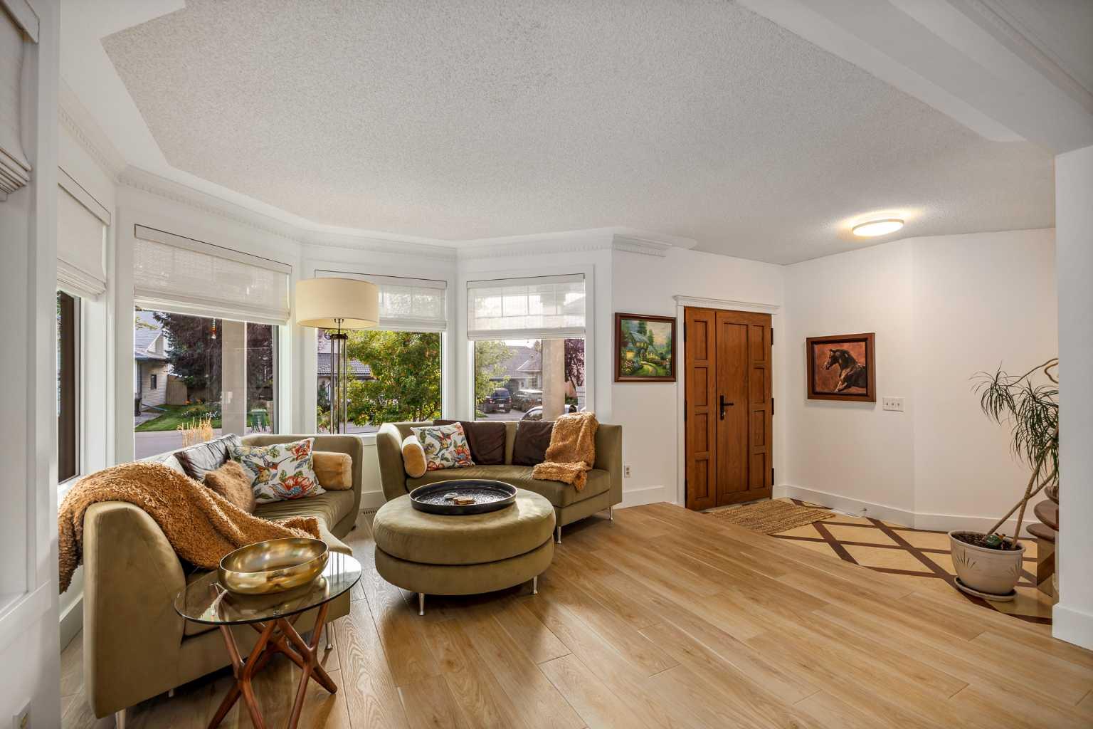 12066 Diamond View SE