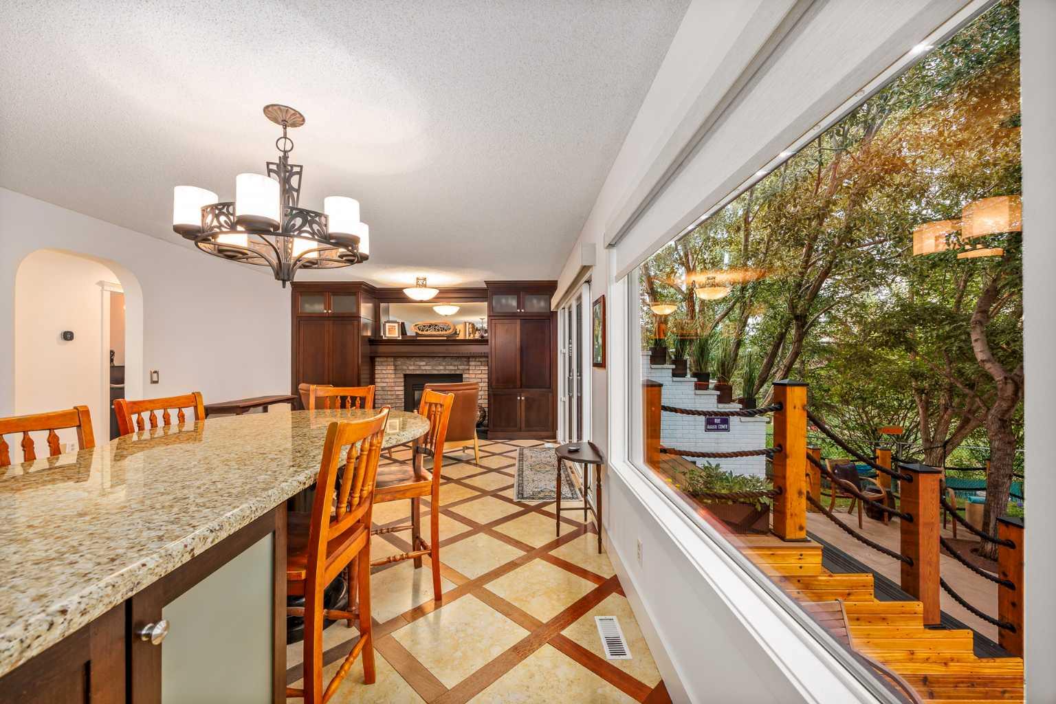 12066 Diamond View SE