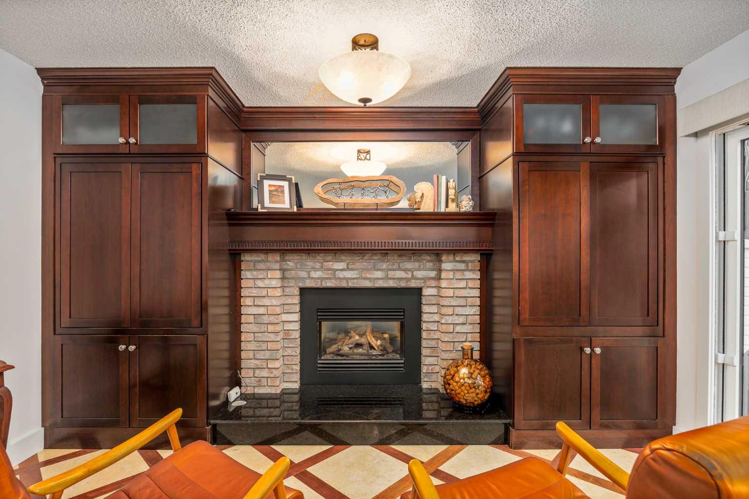 12066 Diamond View SE