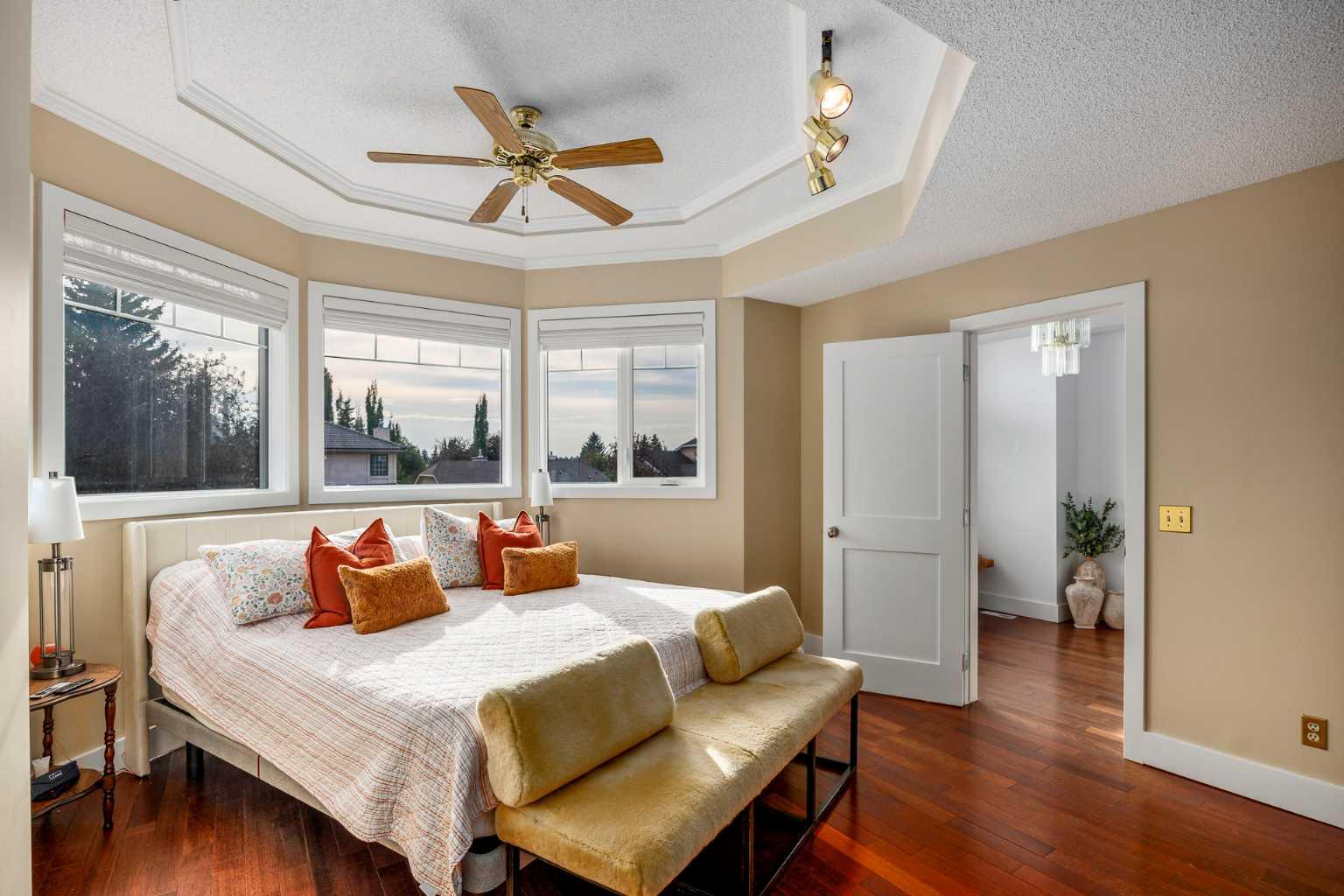 12066 Diamond View SE