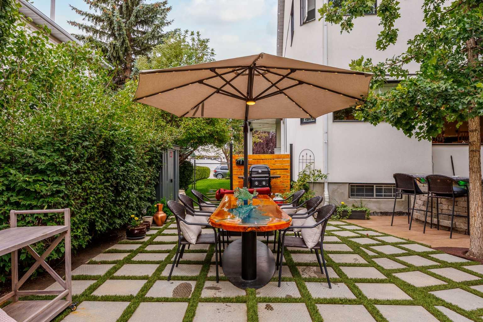 12066 Diamond View SE