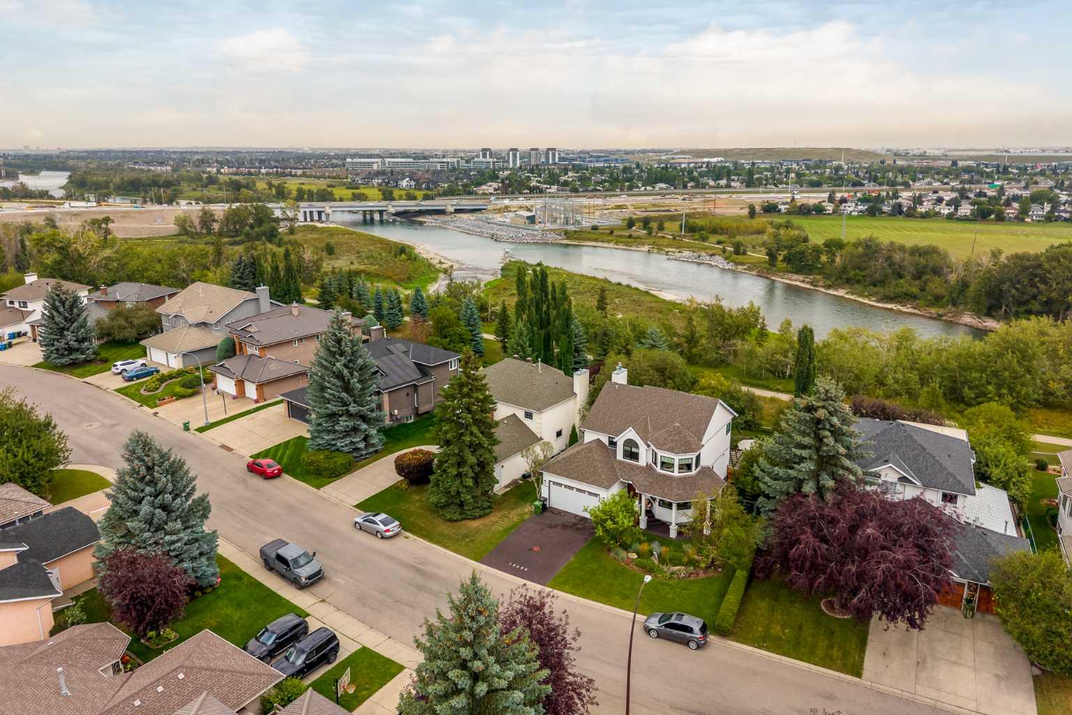 12066 Diamond View SE