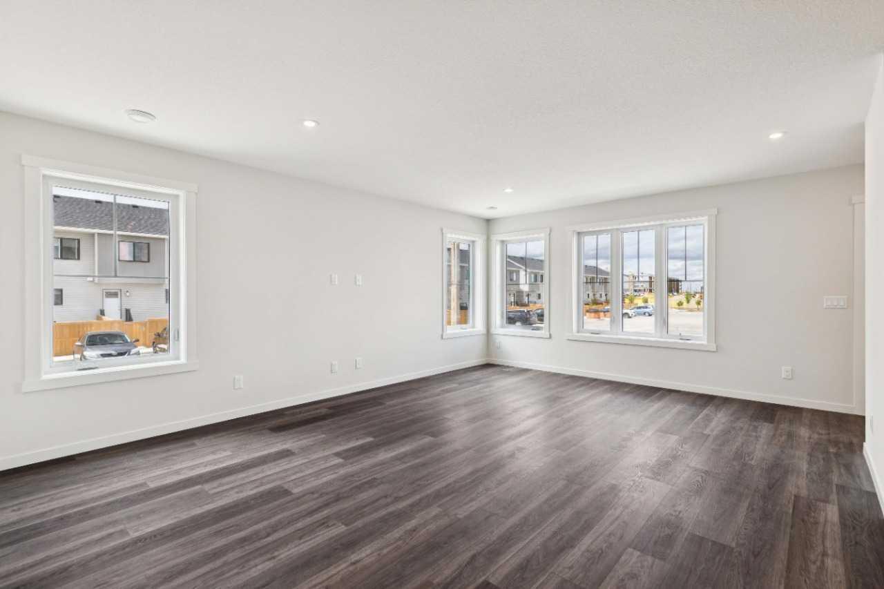 202, 40 Livingston Parade NE