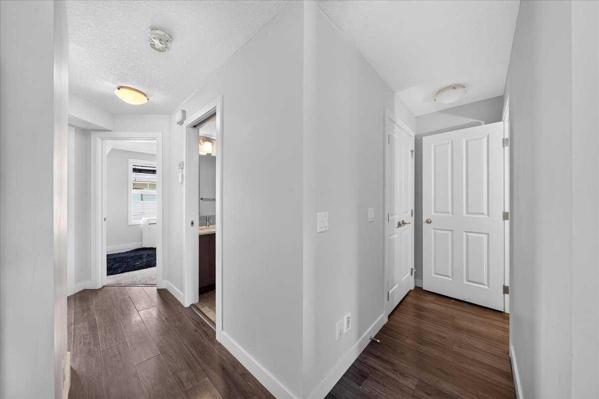 171 Evanscrest Gardens NW