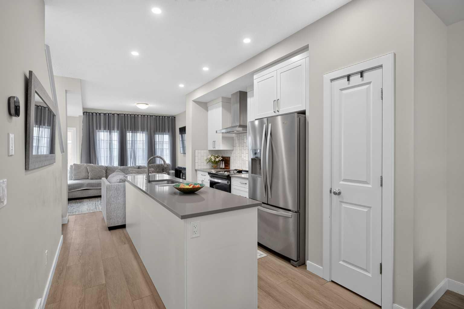 116, 81 Greenbriar Place NW