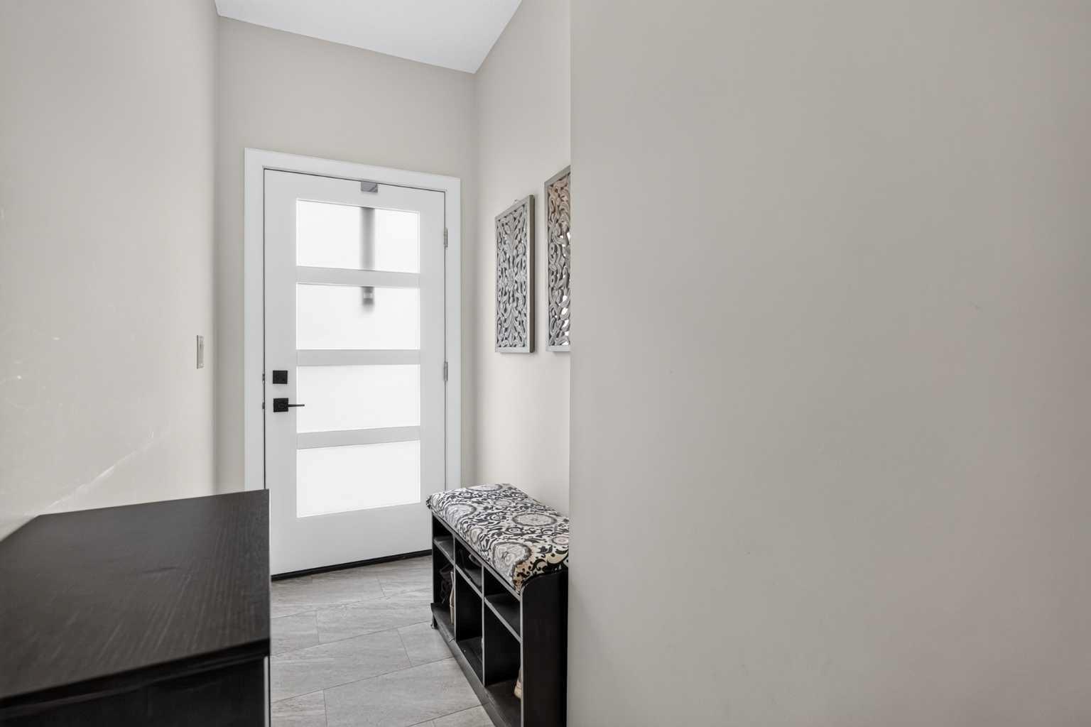 116, 81 Greenbriar Place NW
