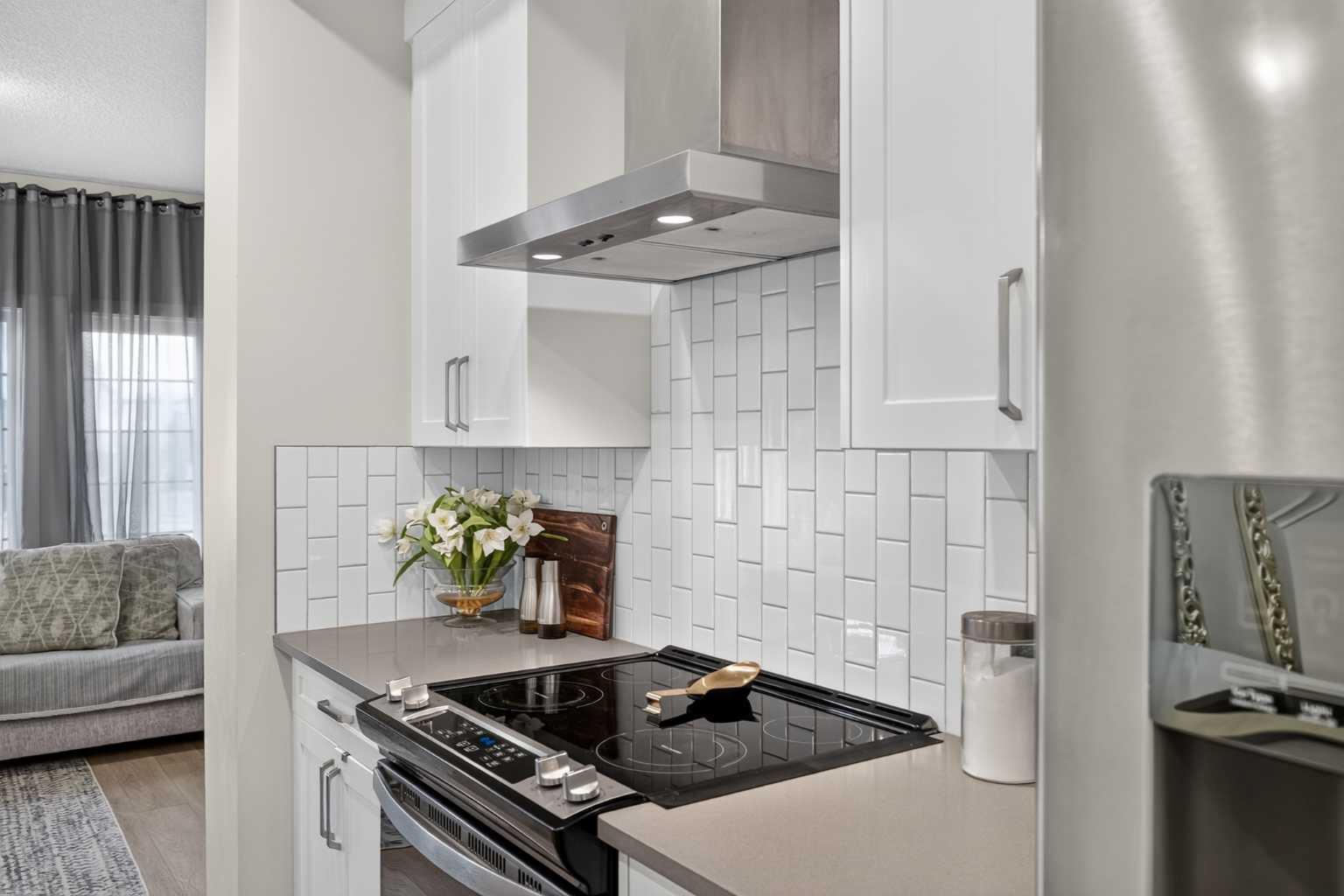 116, 81 Greenbriar Place NW
