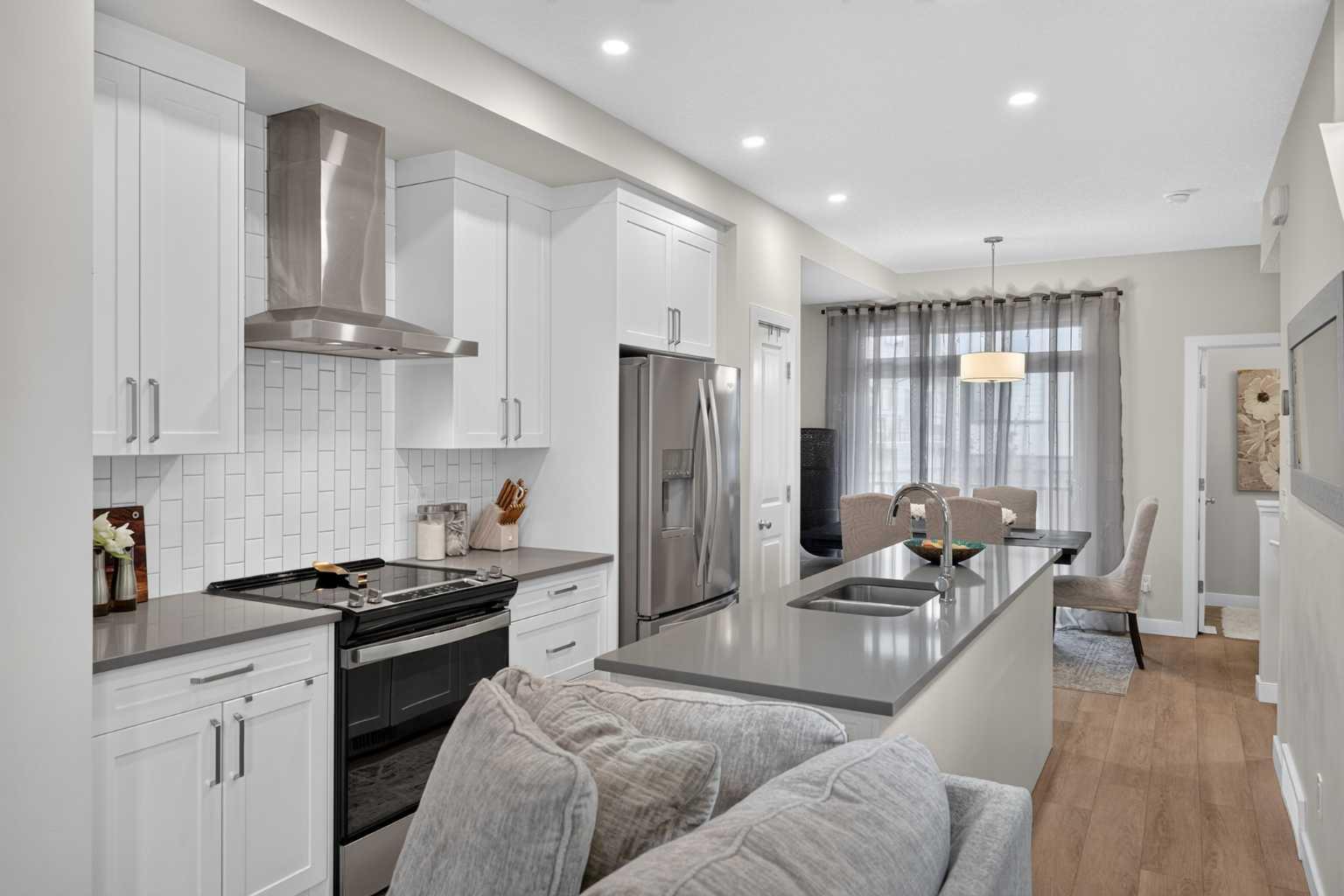 116, 81 Greenbriar Place NW