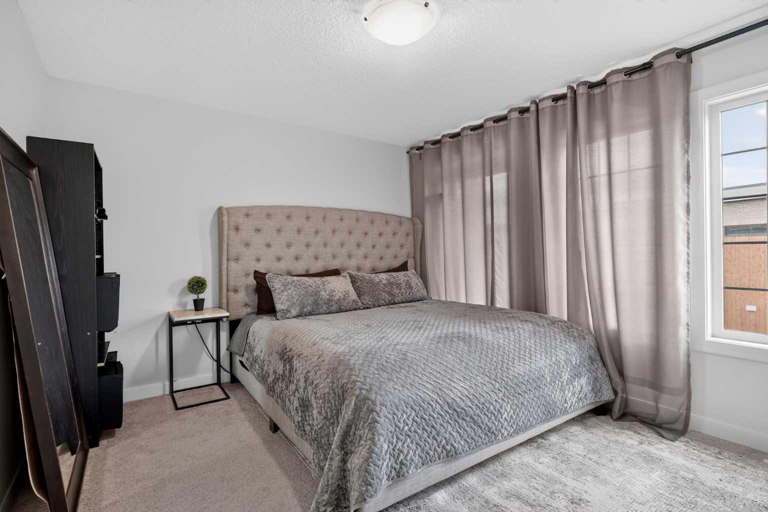 116, 81 Greenbriar Place NW